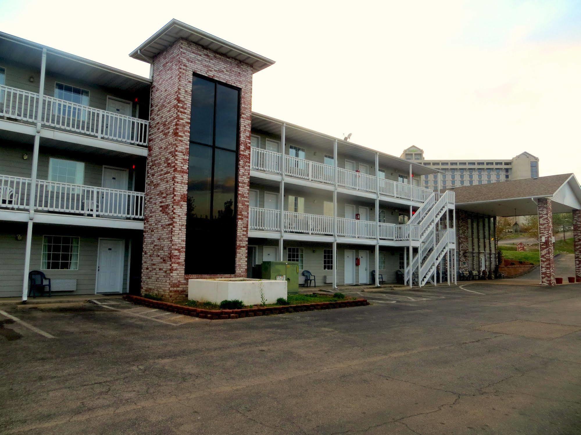 Peach Tree Inn Branson Buitenkant foto
